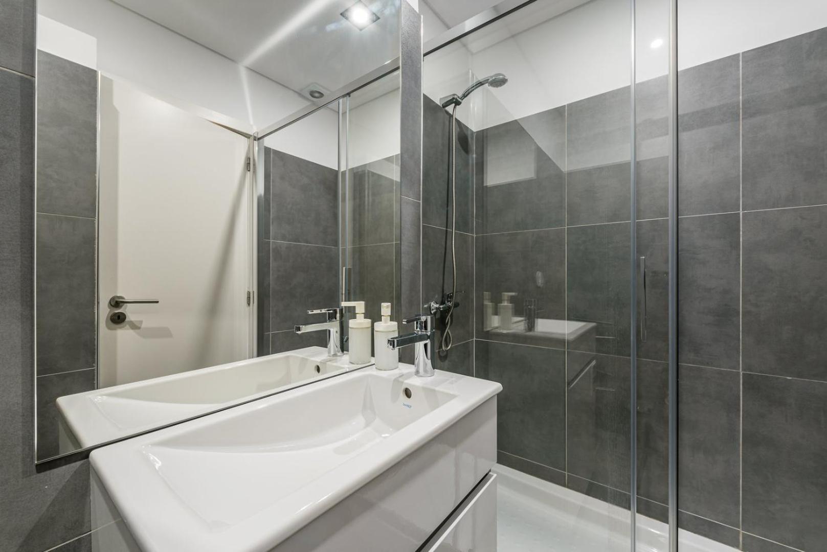 Guestready - Wellspring Bloom Apartment Porto Luaran gambar